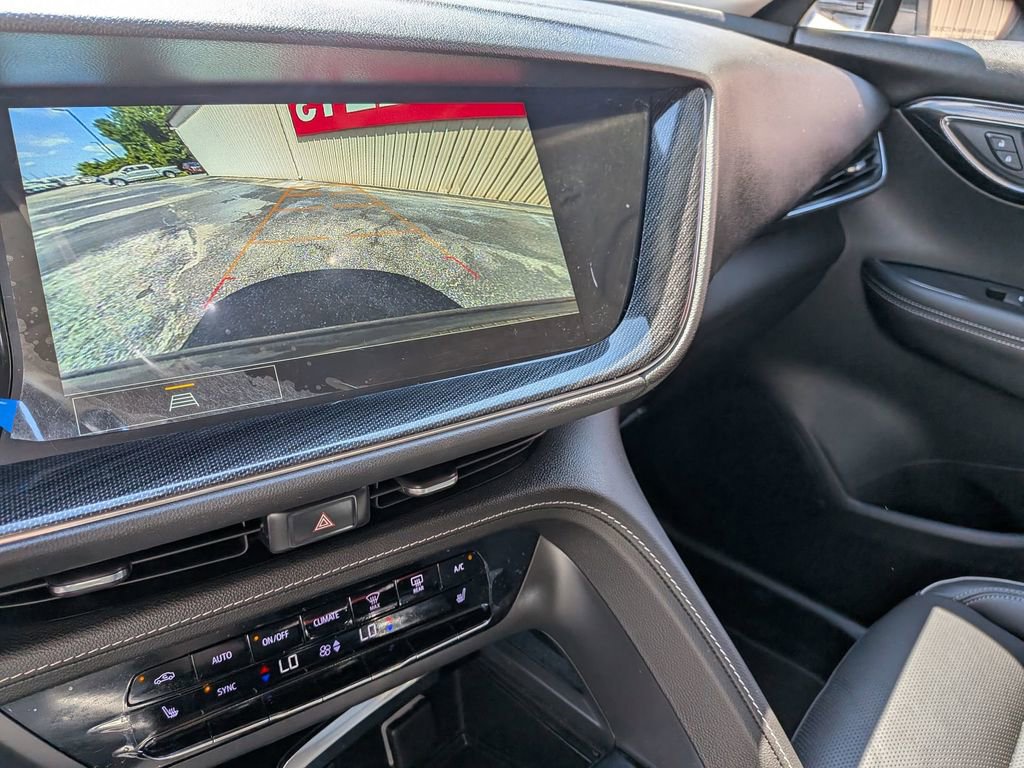 Certified 2023 Buick Envision Essence FWD image 18