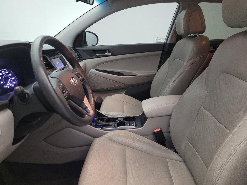 Used 2016 Hyundai Tucson SE image 17