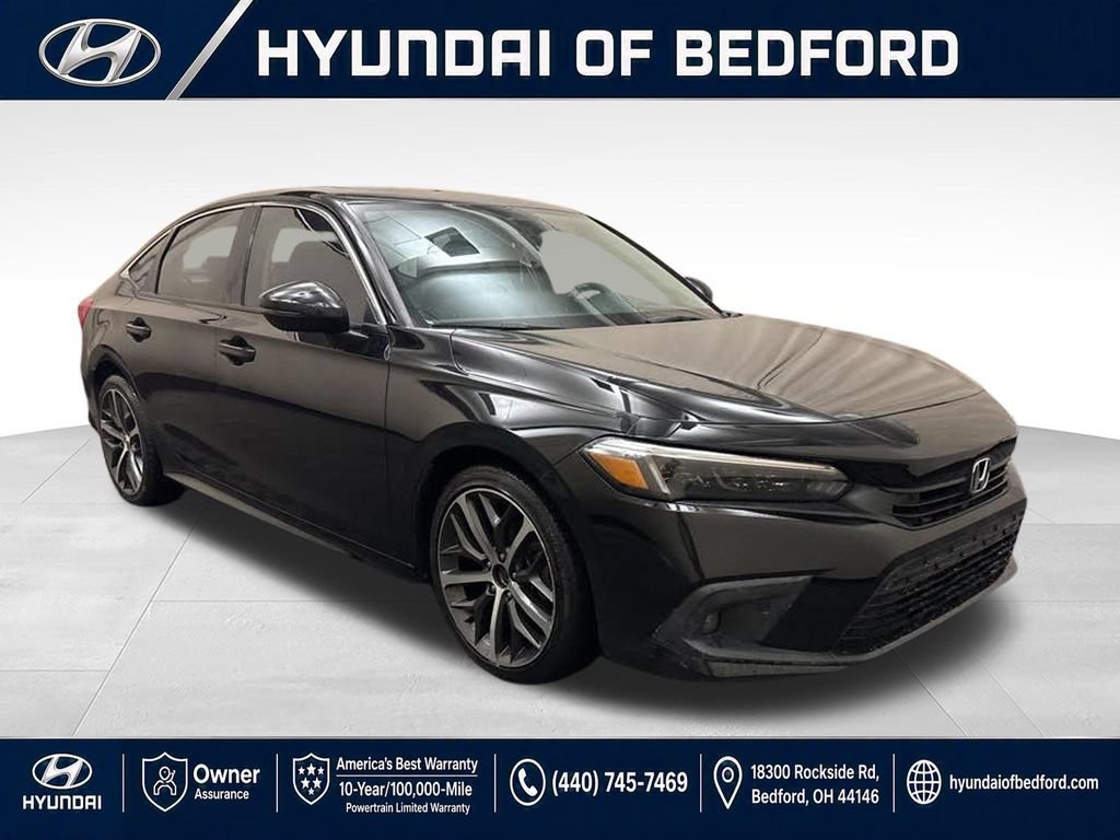 Used 2022 Honda Civic Touring image 3