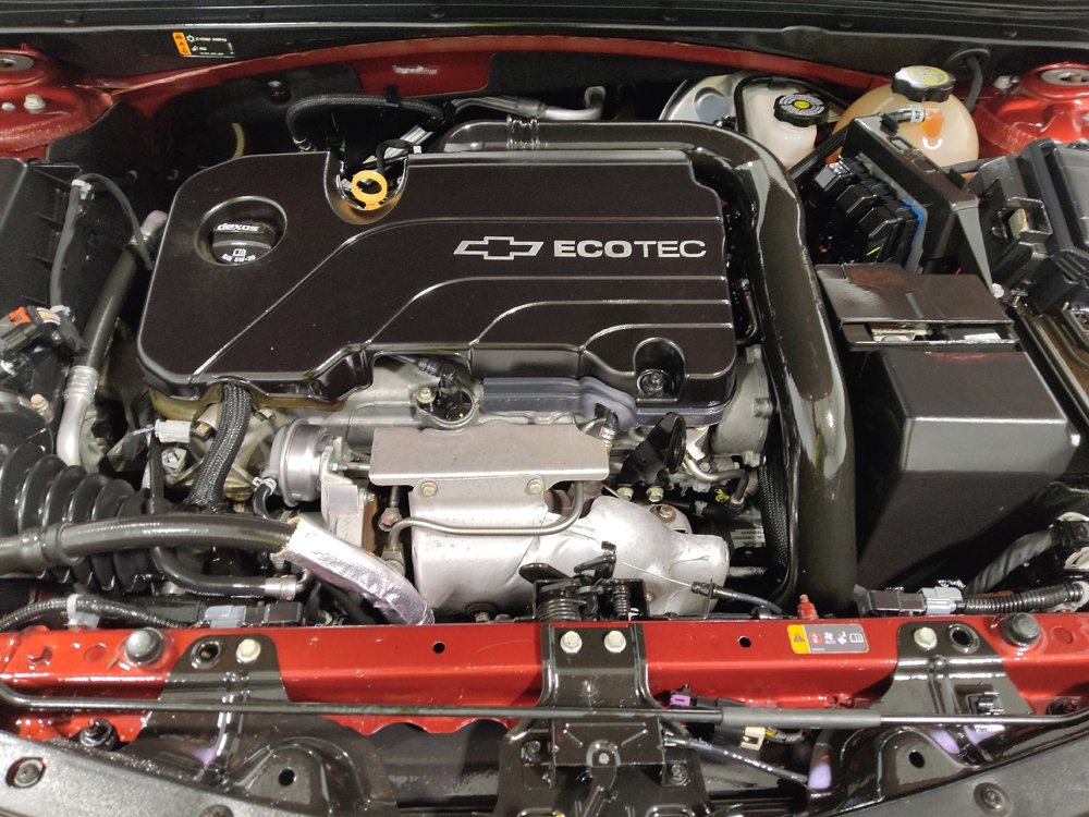 Used 2017 Chevrolet Malibu LT image 30