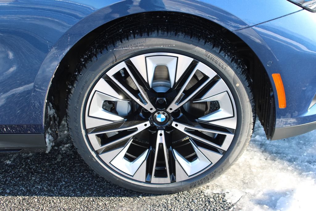 New 2026 BMW 530i xDrive AWD/4WD image 36