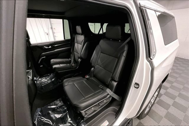 Used 2024 GMC Yukon XL Denali AWD/4WD image 25