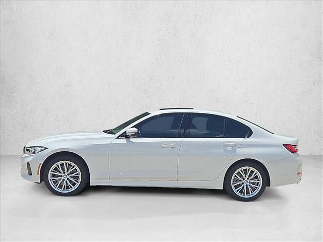 Used 2023 BMW 330i Sedan w/ Parking Assistance Package RWD image 9