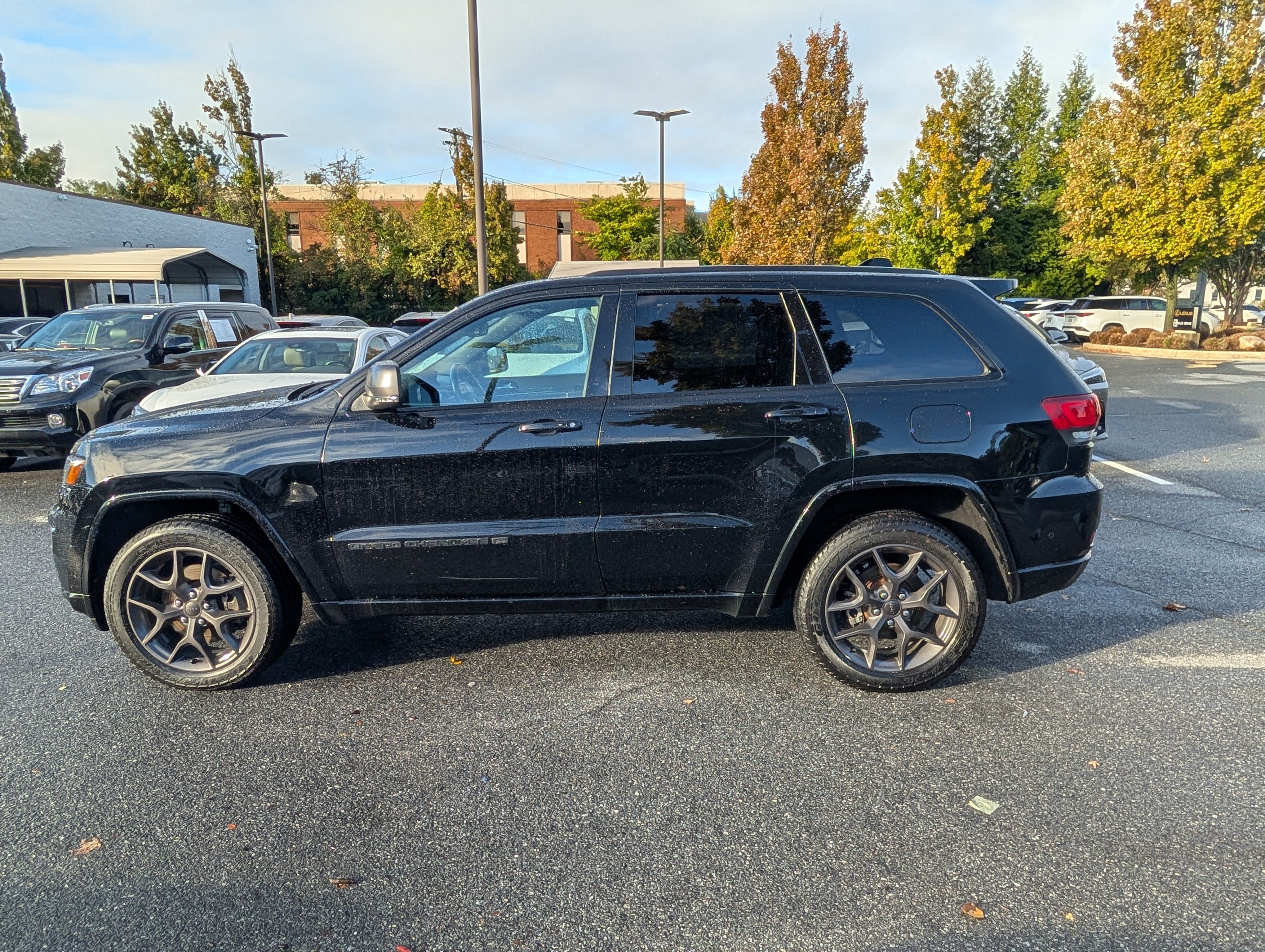 Used 2021 Jeep Grand Cherokee Limited w/ Quick Order Package 28K 80th AWD/4WD image 6