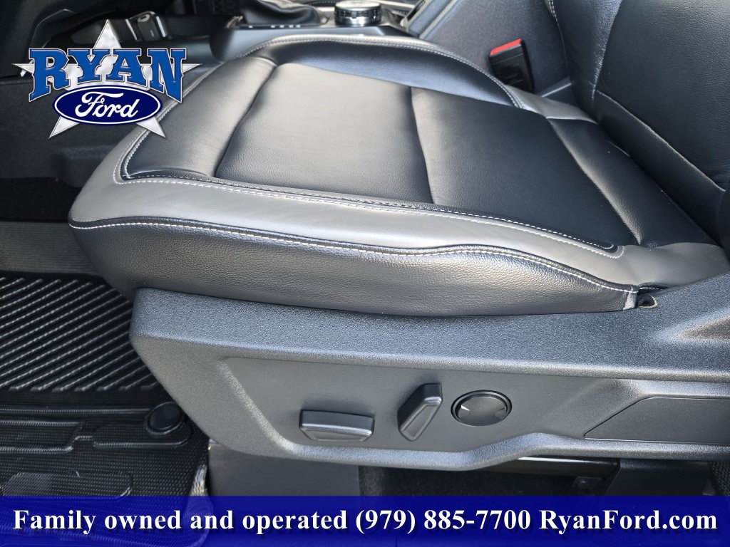 Used 2025 Ford Bronco Outer Banks AWD/4WD image 18