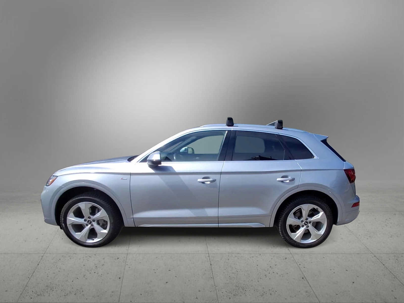 Used 2022 Audi Q5 2.0T Premium Plus w/ Premium Plus Package AWD/4WD image 5