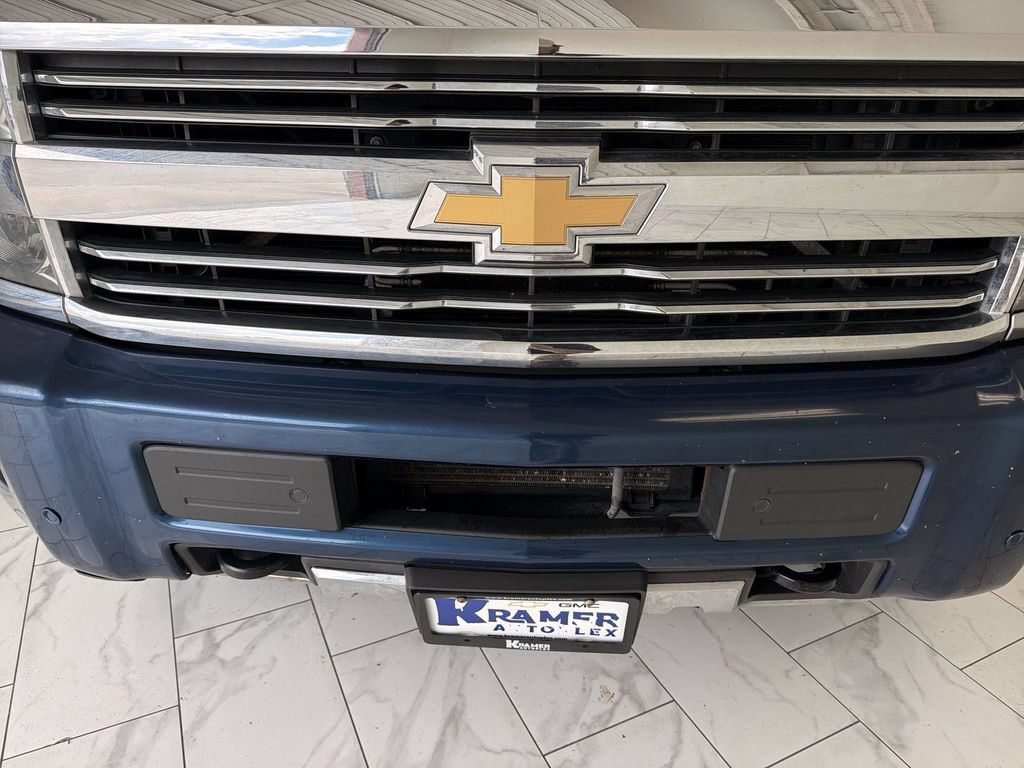 Used 2016 Chevrolet Silverado 2500 High Country w/ Duramax Plus Package AWD/4WD image 31
