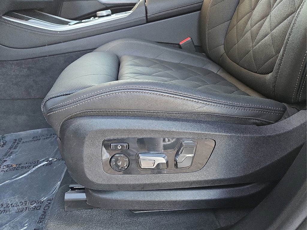 Used 2026 BMW X5 M60i image 25