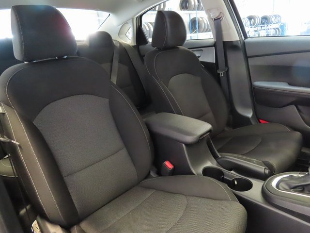 Used 2024 Kia Forte LXS image 6