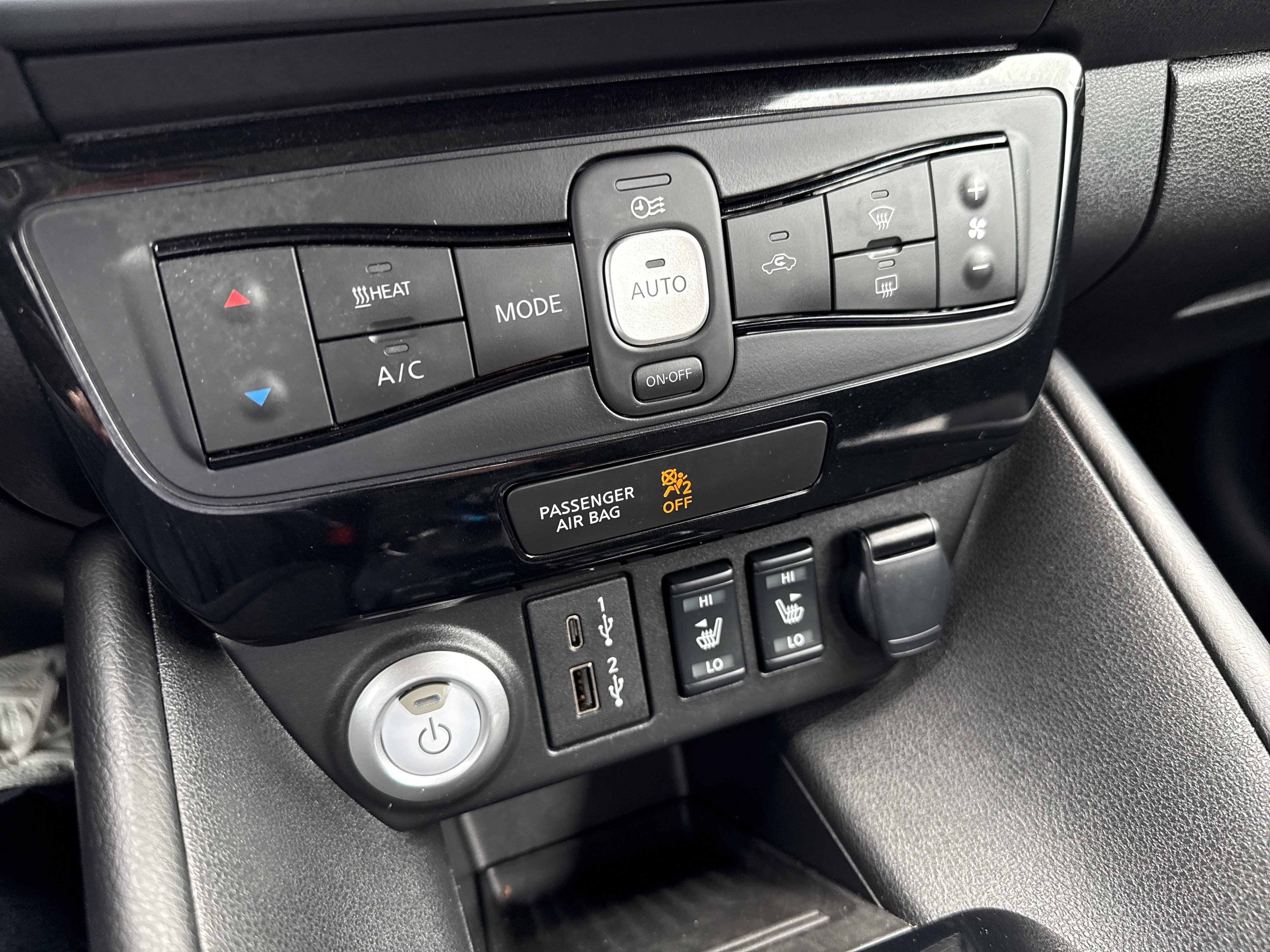 Certified 2024 Nissan Leaf SV Plus FWD image 17