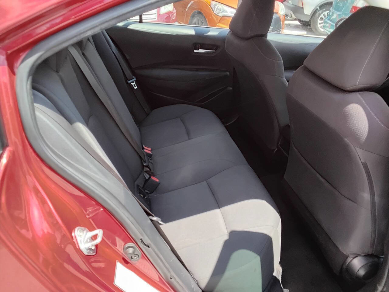 Used 2021 Toyota Corolla LE image 14