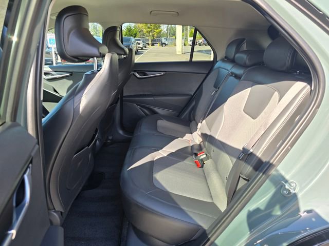 Certified 2023 Kia Niro Wind w/ Wind Preserve Package FWD image 18