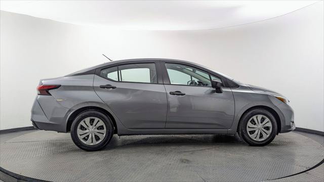 Used 2025 Nissan Versa S FWD image 9