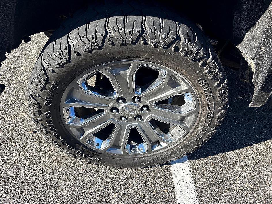 Used 2017 GMC Sierra 1500 Denali AWD/4WD image 9