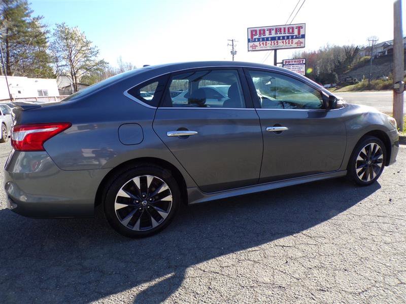 Used 2019 Nissan Sentra SR image 12