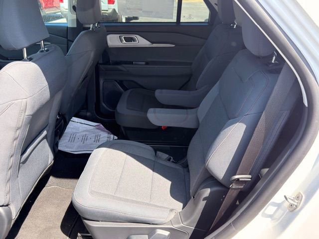 New 2025 Ford Explorer Active image 21