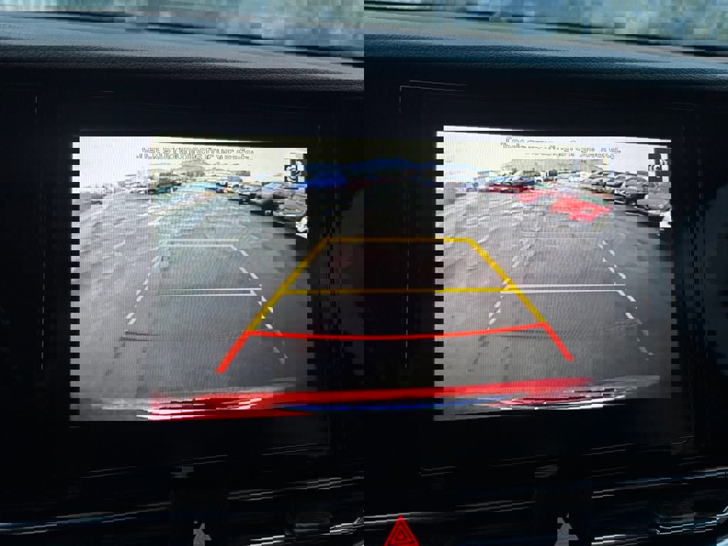 Used 2021 Kia Niro Touring image 9