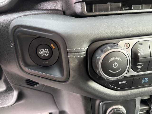 Used 2025 Jeep Wrangler Sahara 4xe image 23