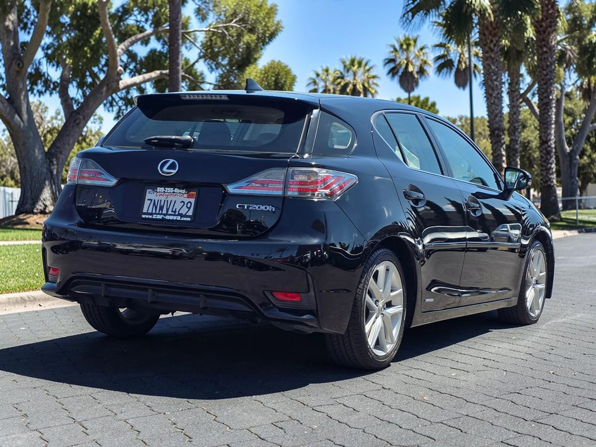 Used 2015 Lexus CT 200h FWD image 7