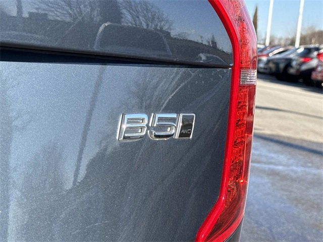 Used 2025 Volvo XC90 B5 Core image 5