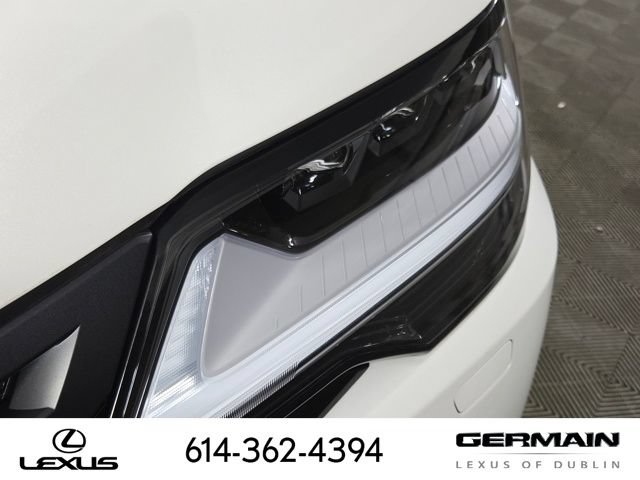 Used 2025 Lexus LX 600 4WD w/ Appearance Package image 13