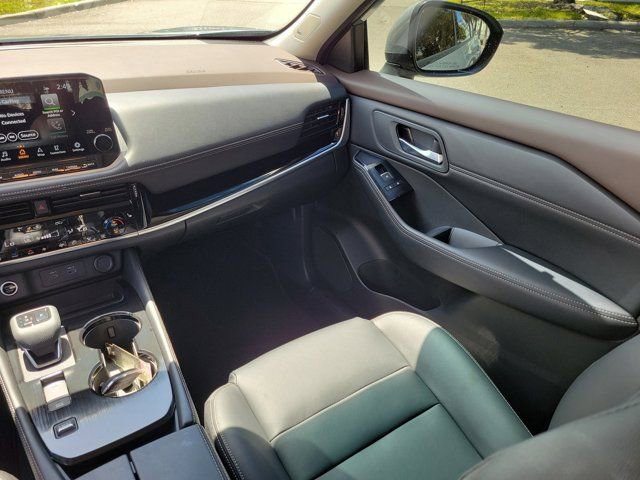 Certified 2023 Nissan Rogue SL w/ SL Premium Package image 18