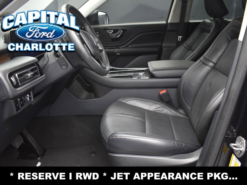 Used 2025 Lincoln Aviator Reserve w/ Jet Appearance Package image 10