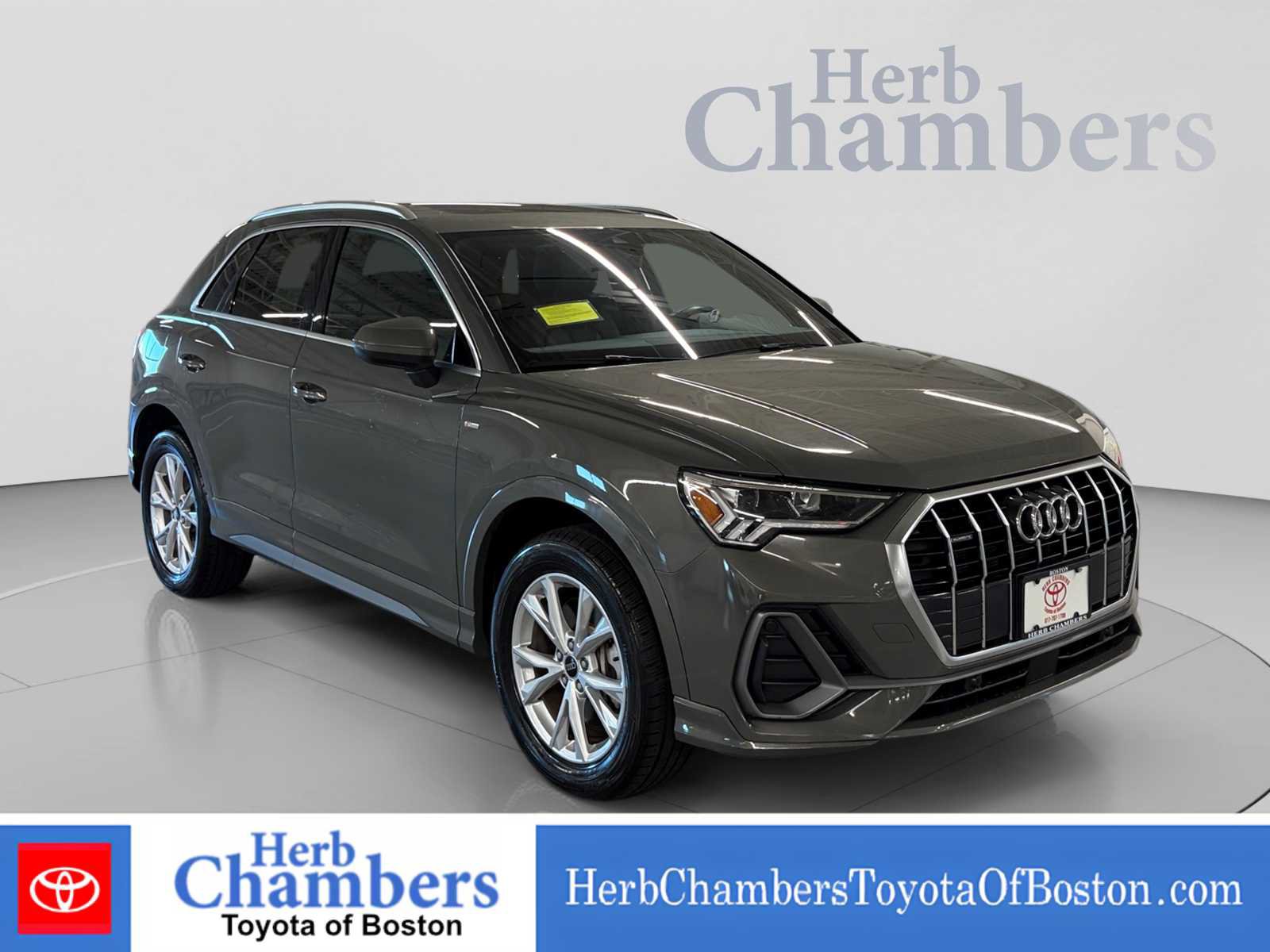 Used 2025 Audi Q3 2.0T Premium