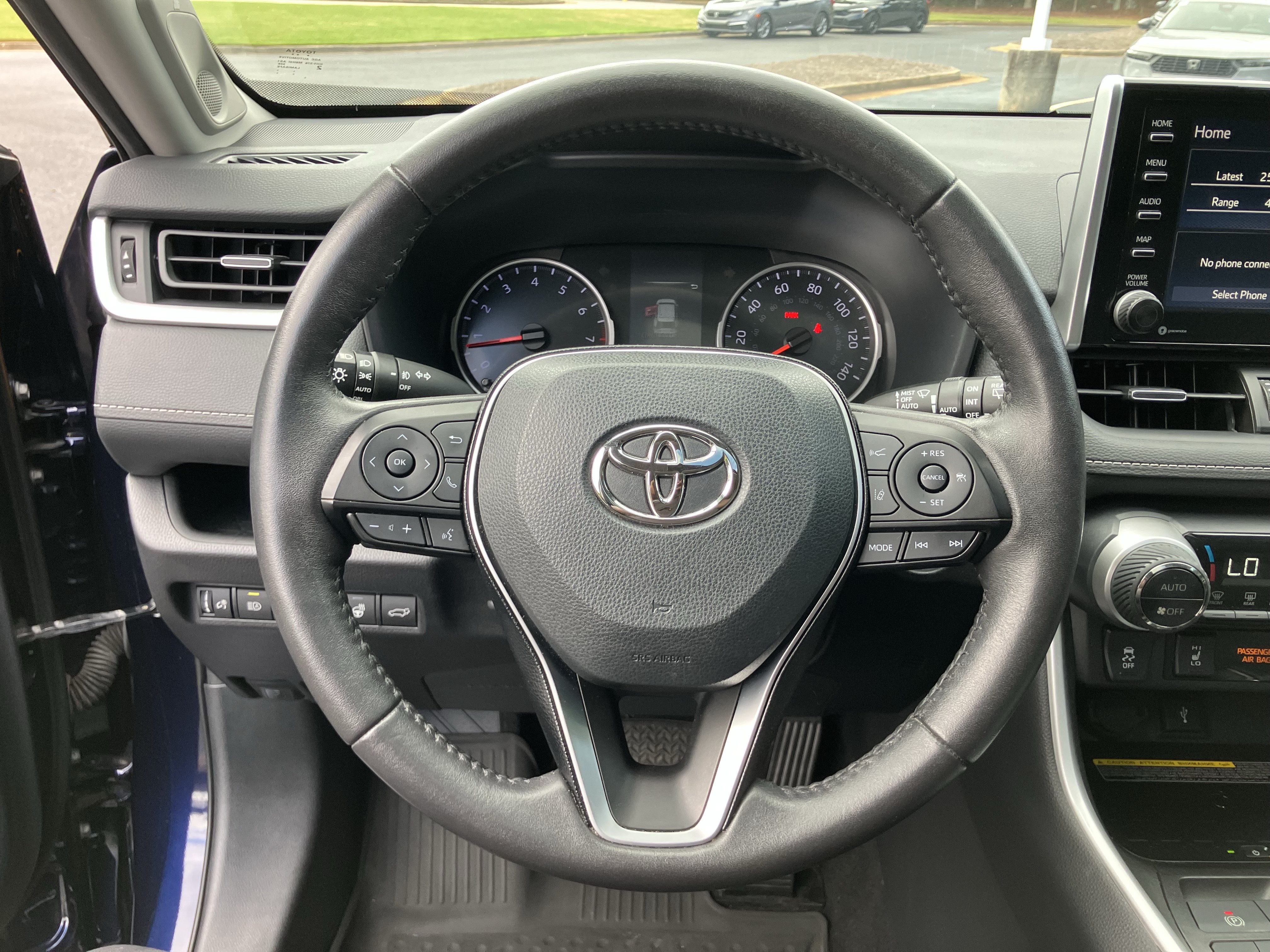 Used 2021 Toyota RAV4 XLE Premium FWD image 19