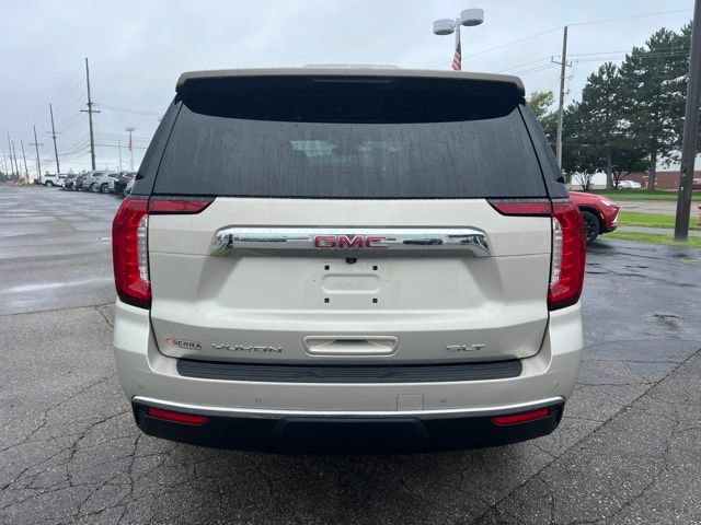 Used 2023 GMC Yukon SLT w/ SLT Luxury Package AWD/4WD image 7