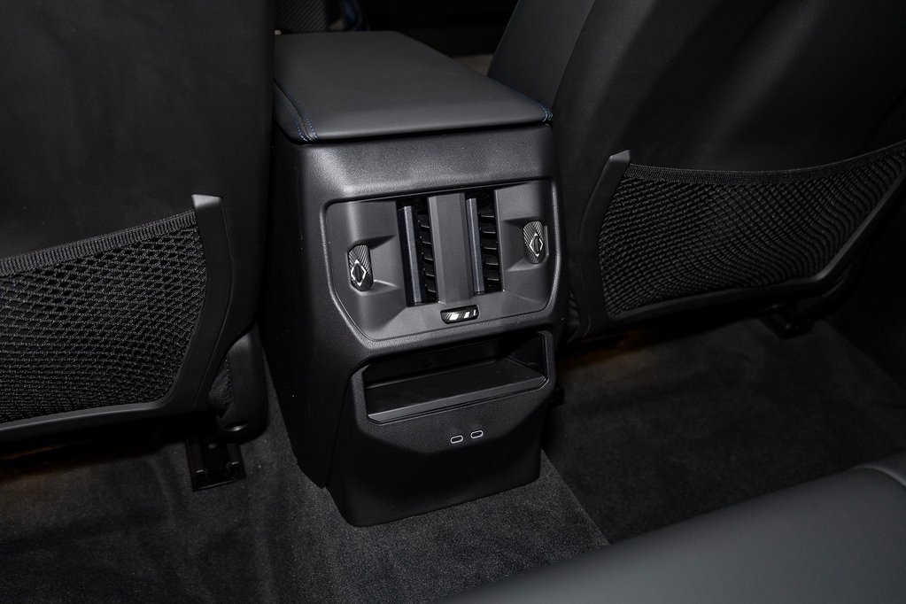 New 2026 BMW X3 xDrive30 w/ Premium Package image 37