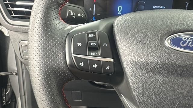 Used 2025 Ford Escape ST-Line Select image 22