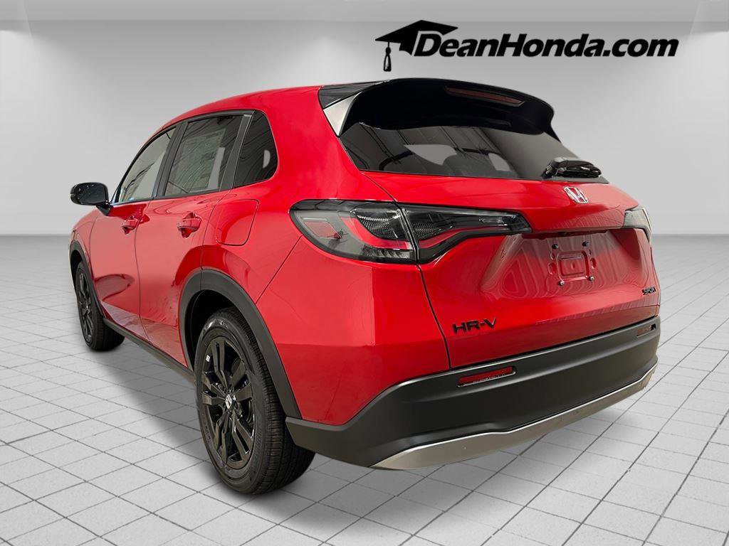 New 2026 Honda HR-V Sport image 3