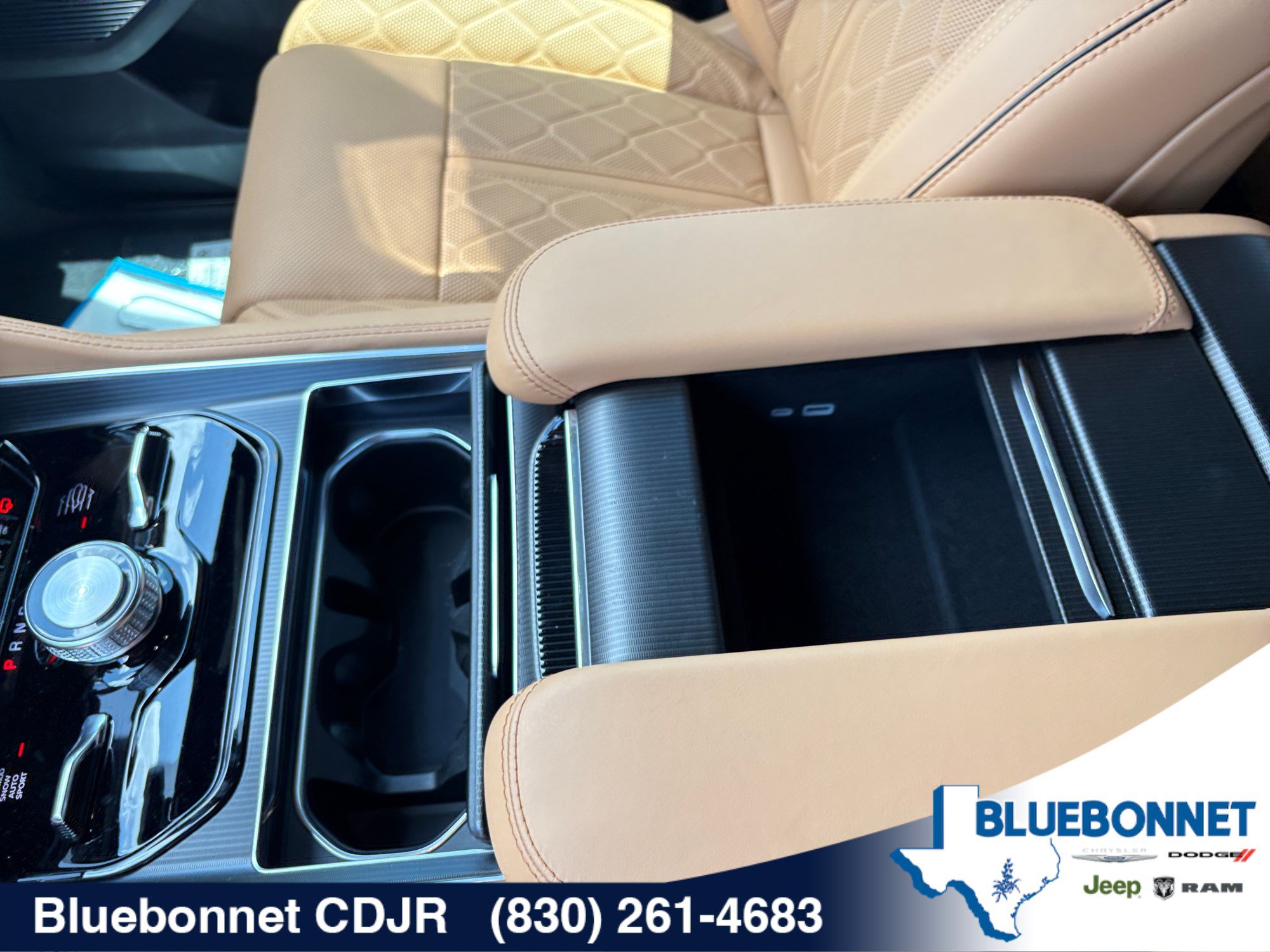 New 2026 Jeep Grand Wagoneer Summit AWD/4WD image 26