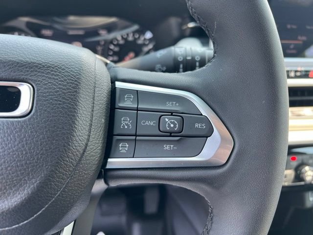 Used 2024 Jeep Compass Limited w/ Sun and Sound Group AWD/4WD image 15