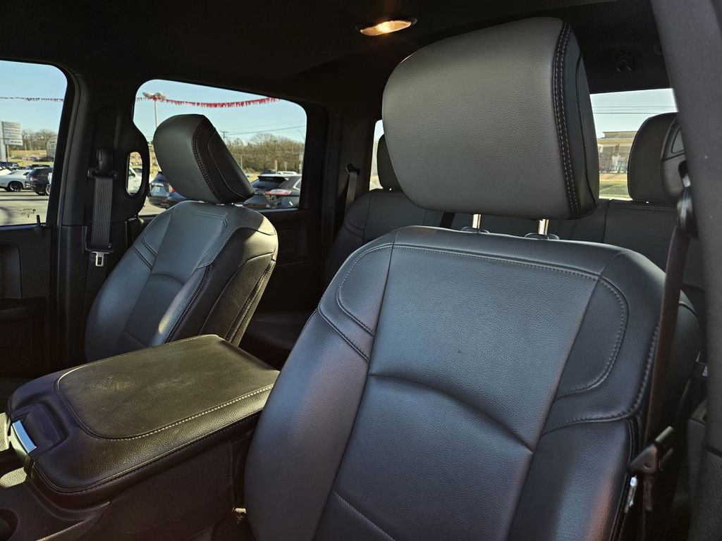 Used 2024 RAM 2500 Tradesman w/ Chrome Appearance Group image 12