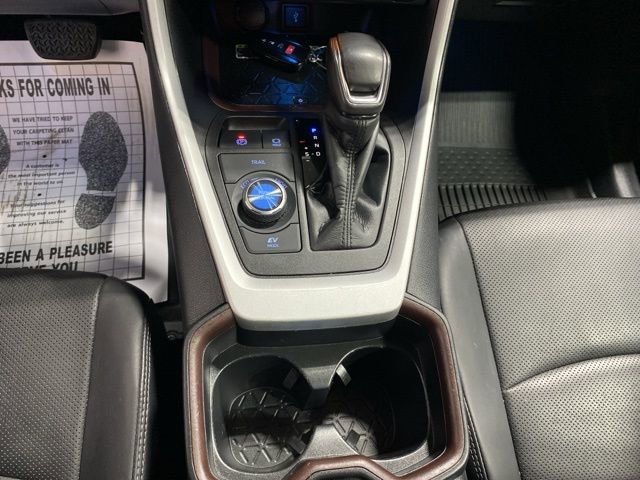 Used 2021 Toyota RAV4 Limited AWD/4WD image 18