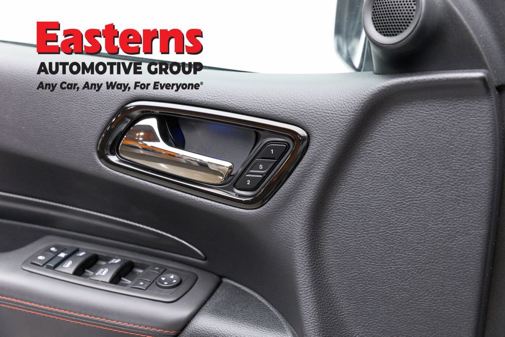 Used 2024 Dodge Durango R/T w/ Tow 'N Go Package AWD/4WD image 20