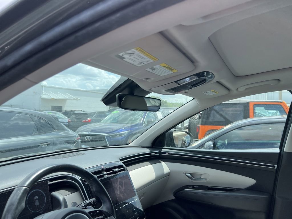 Used 2023 Hyundai Tucson Limited image 8