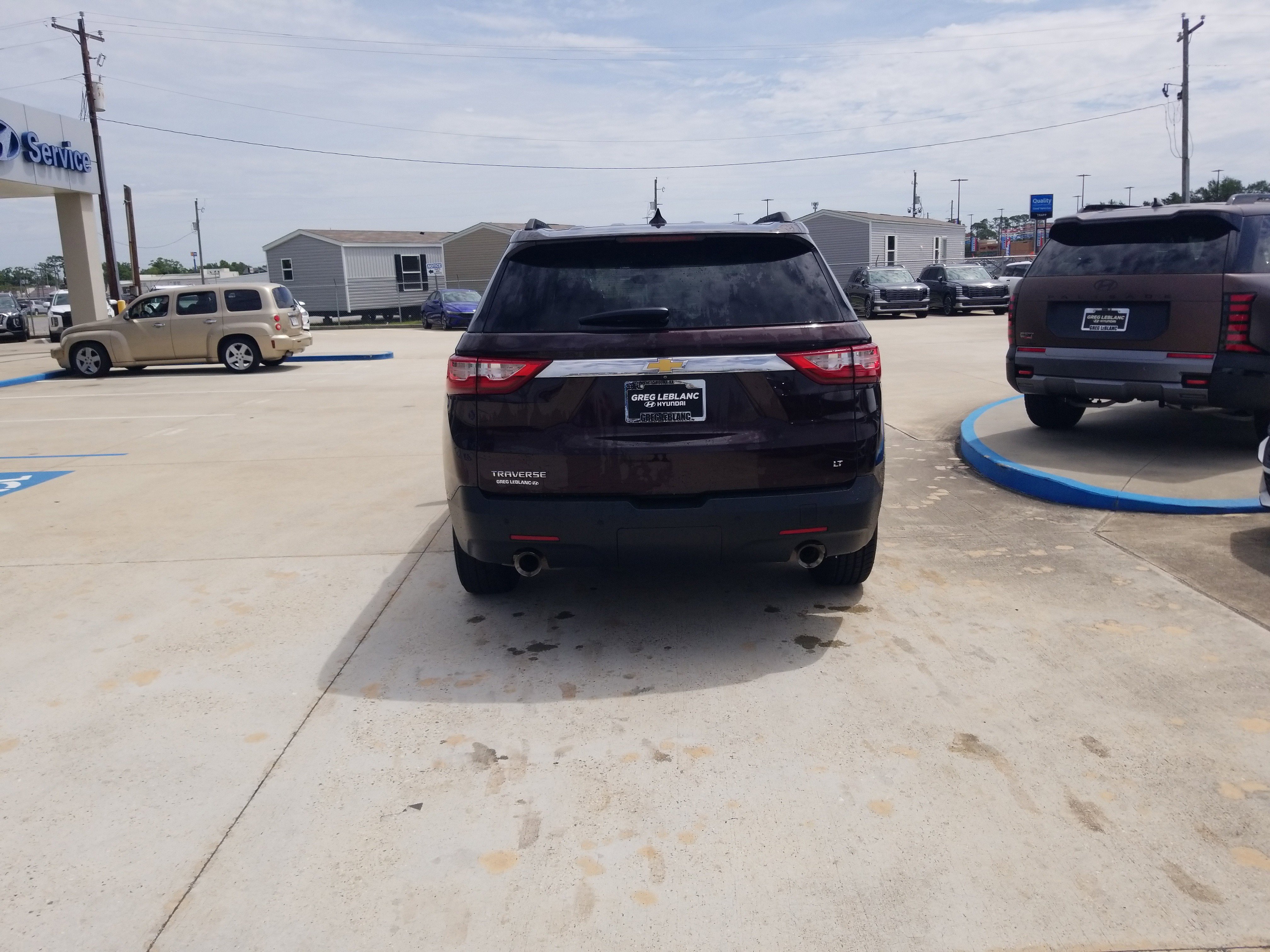 Used 2021 Chevrolet Traverse LT image 6