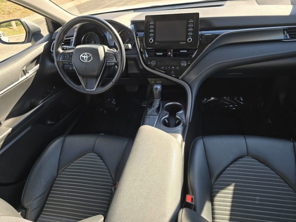 Used 2023 Toyota Camry SE image 20