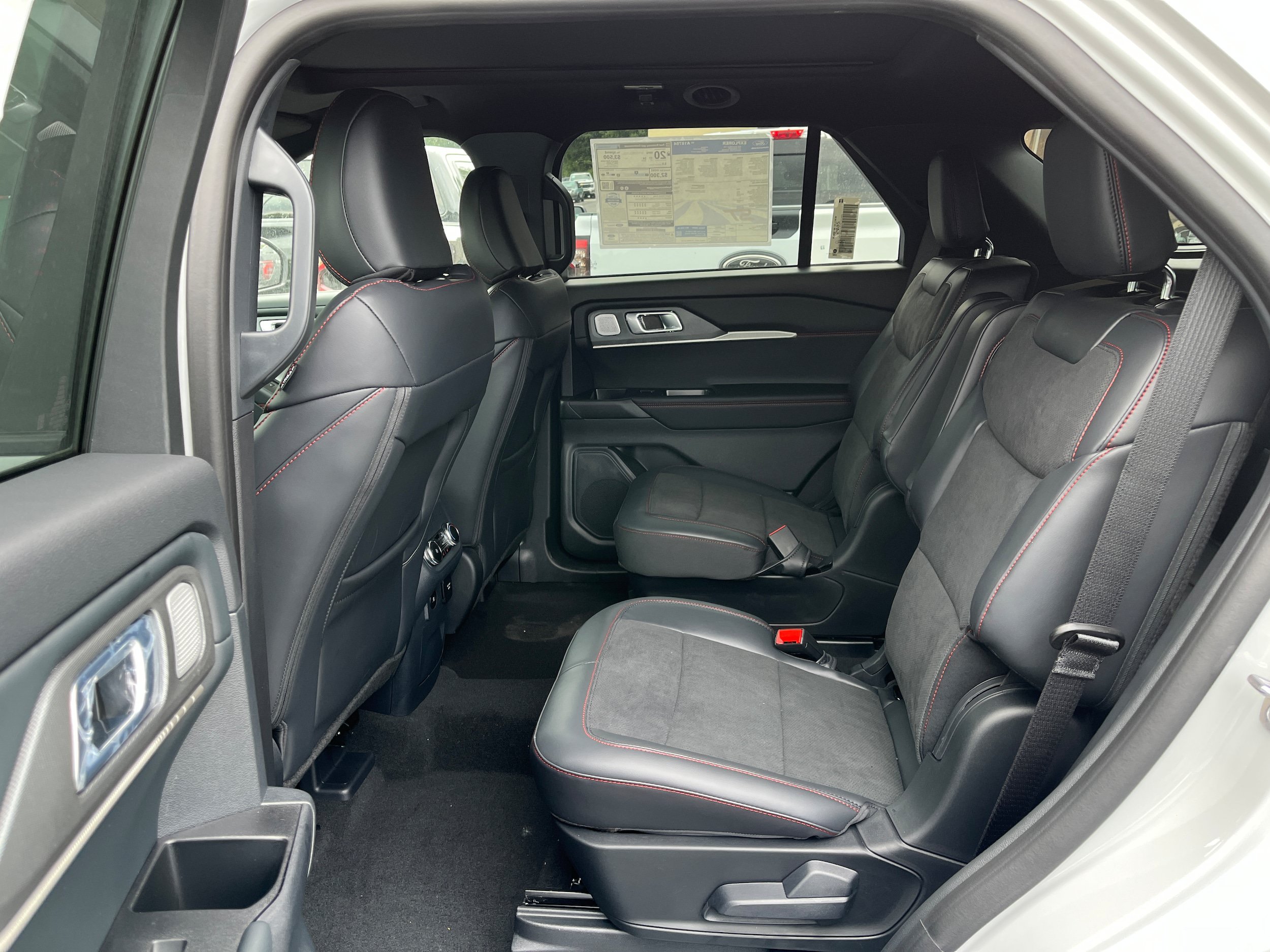 New 2027 Ford Explorer ST w/ Sun And Sound Package AWD/4WD image 10
