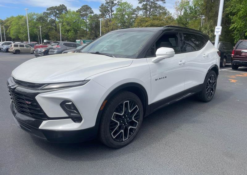 Used 2023 Chevrolet Blazer RS w/ Driver Confidence II Package FWD image 5