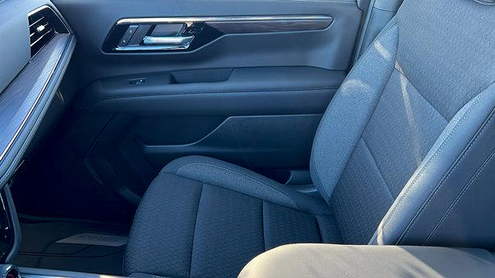 New 2026 Chevrolet Tahoe LS w/ LPO, Get Active Package image 20