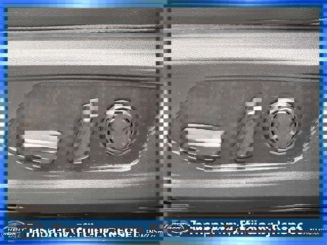 Used 2022 Hyundai Tucson Limited w/ Winter Package image 22