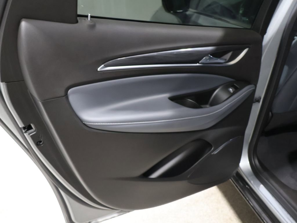 Used 2023 Buick Enclave Essence w/ Experience Buick Package image 20