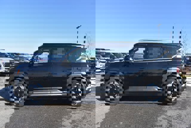 New 2026 Kia EV9 Wind image 7