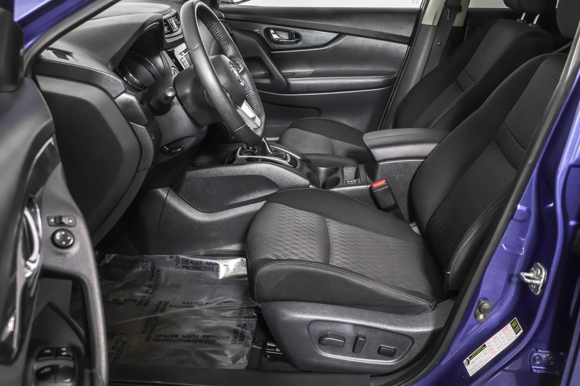 Used 2019 Nissan Rogue SV image 22