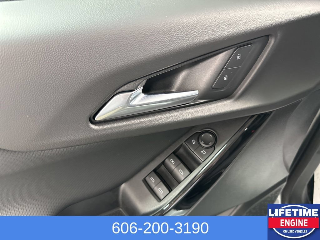 Used 2026 Chevrolet Equinox LT FWD image 15