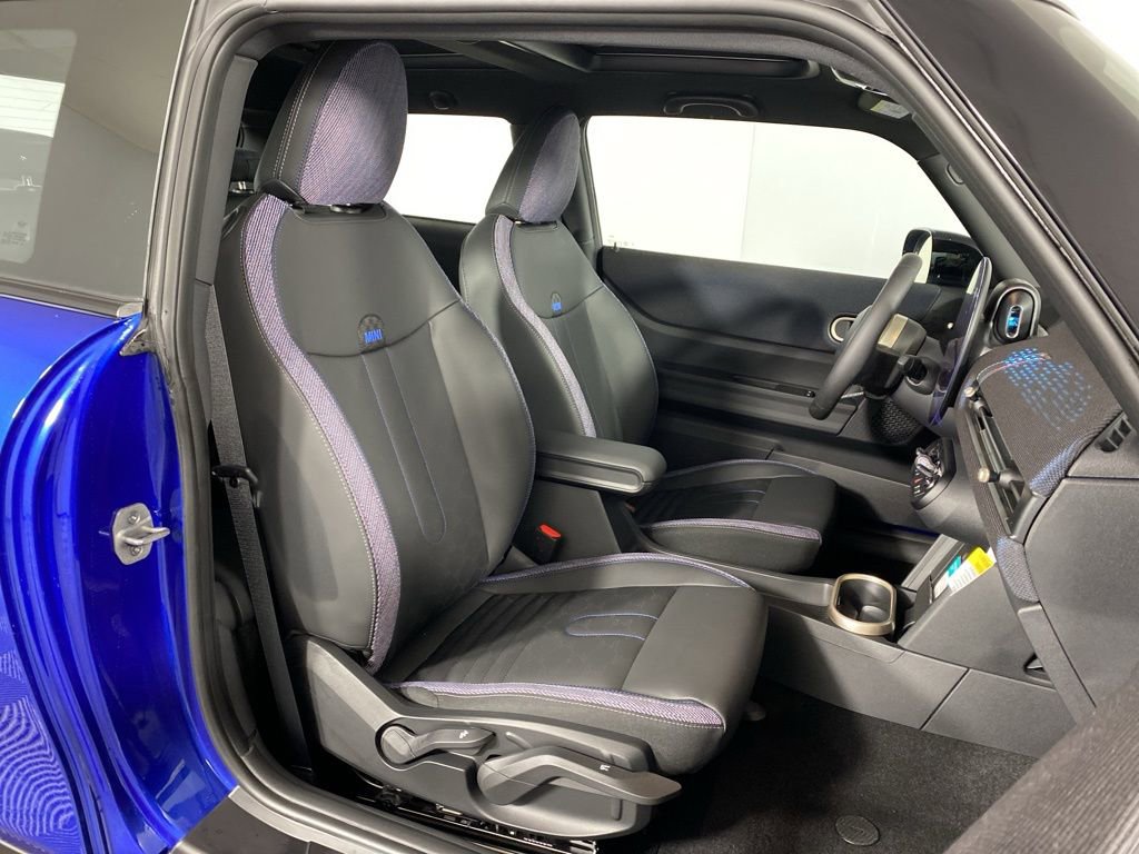 New 2026 MINI Cooper S image 2